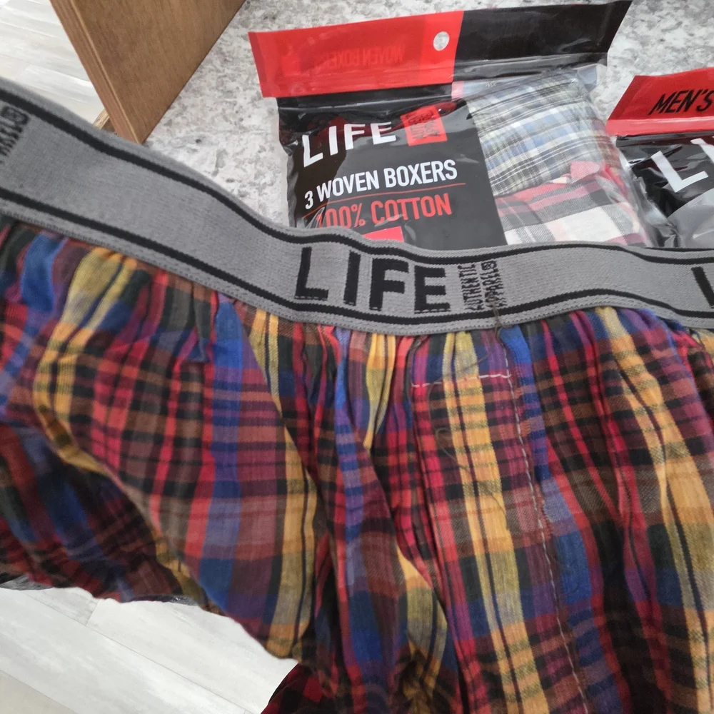 New Sealed 2 Packs Of Men's Assorted Woven Boxers 3pack. Sz 3x